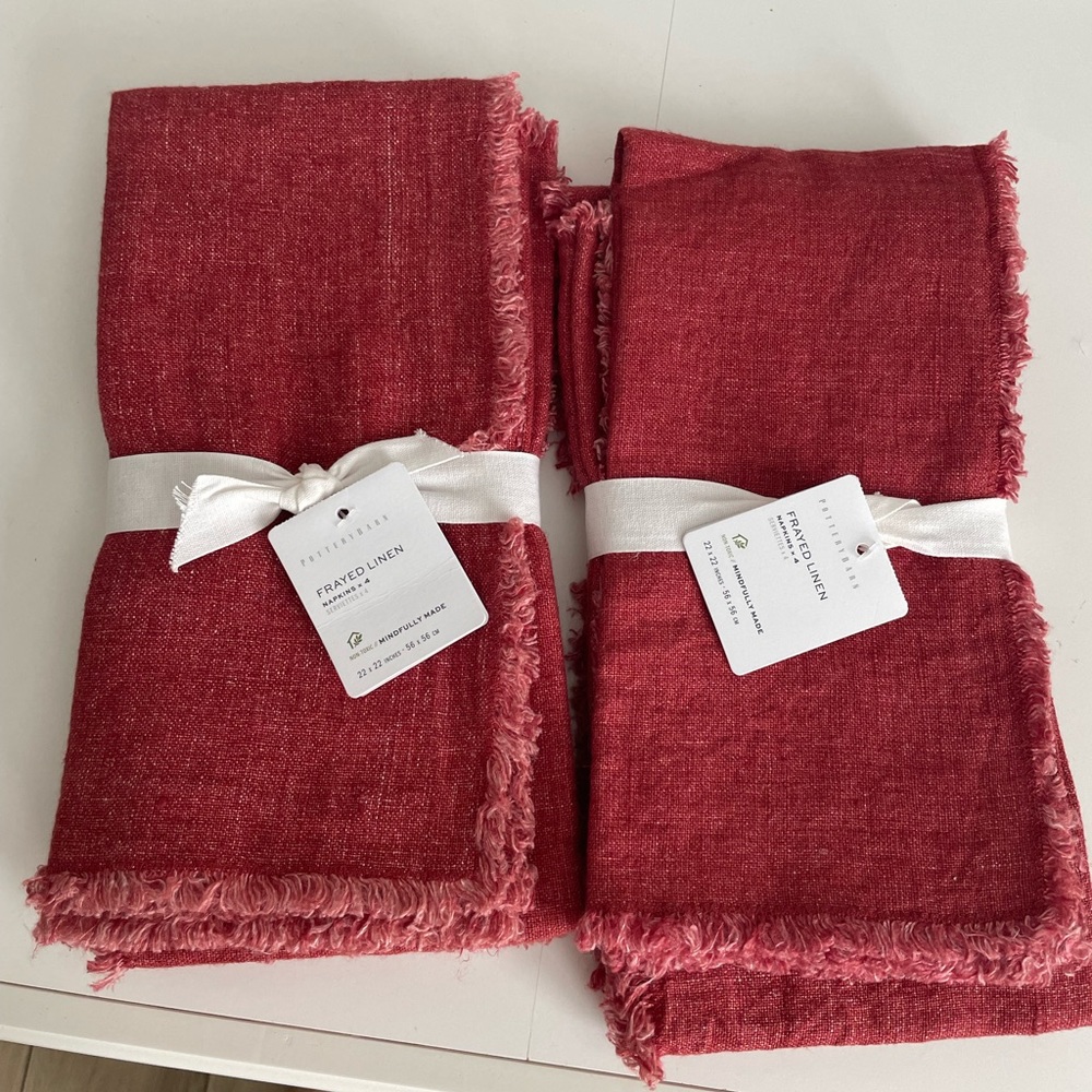 Pottery Barn Frayed Oversized Linen Napkins Set of 8 red. New w tags.